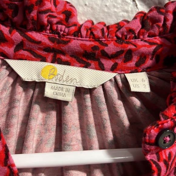 EUC BODEN Button Down Floral Blouse - Picture 3 of 9